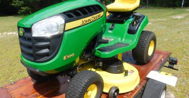 00K0K 1c6DDaPPOo4 0pO0jm 1200x900 375x195 Used John Deere E100 Riding Mower in Excellent Condition