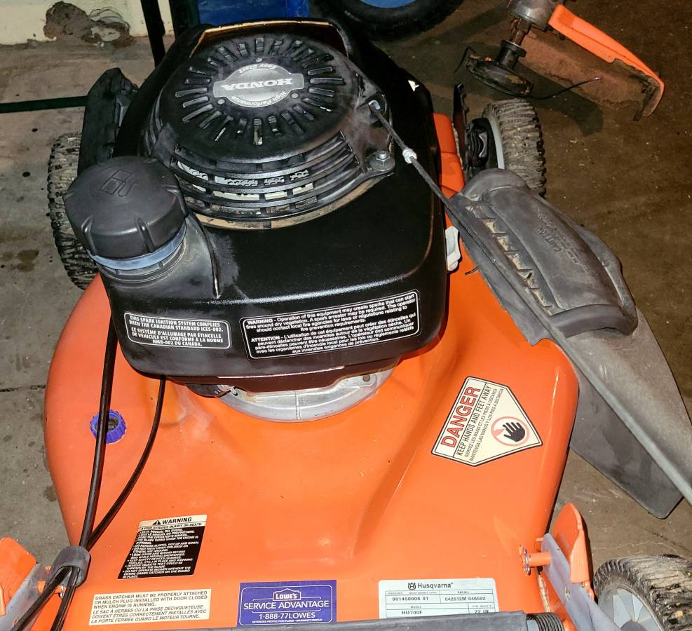Used Husqvarna HU700F 22 in Self propelled Gas Lawn Mower 00k0k 3vBteMRnxrj 0vQ0t2 1200x900 Used Husqvarna HU700F 22 in Self propelled Gas Lawn Mower