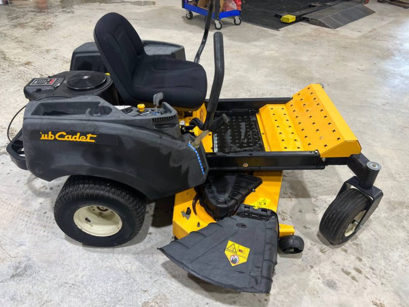 00000 c4WWApUQ6qj 0CI0t2 1200x900 810x608 Used Cub Cadet RZT L 54” Zero Turn Mower for Sale