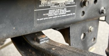 Used John Deere X300 Riding Lawn Mower 00n0n fCXL7SO4khb 0CI0t2 1200x900 375x195 Used John Deere X300 Riding Lawn Mower