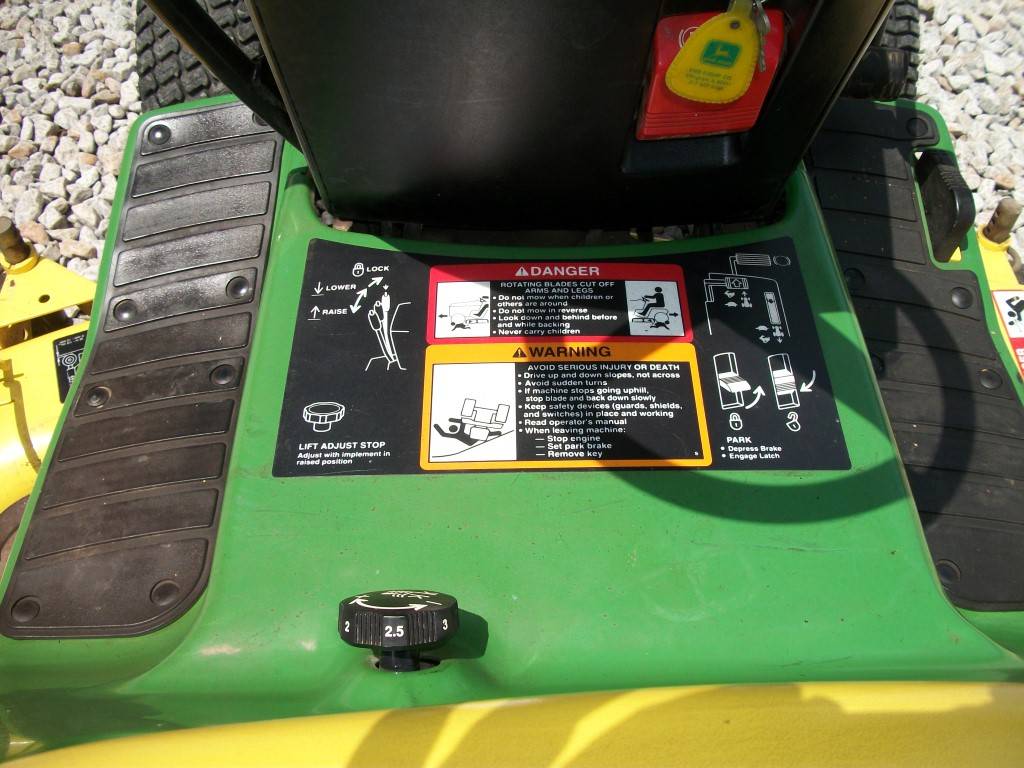 Excellent John Deere GT 275 riding mower for sale 00t0t lbgWf4yltyM 0gw0co 1200x900 Excellent John Deere GT 275 riding mower for sale