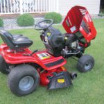 01414 jbMYq2zeixA 0CI0t2 1200x900 150x150 2016 Craftsman T1400 lawn tractor with a 17.5hp Briggs engine