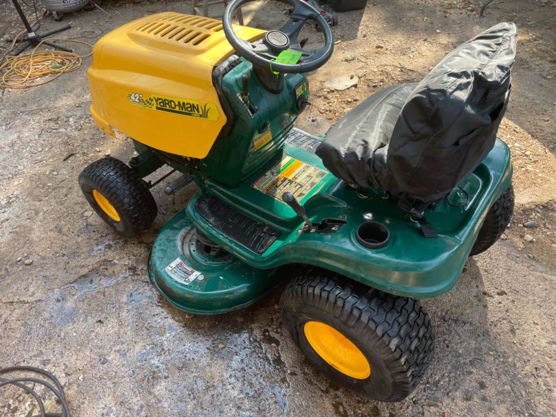 00J0J l95uHOgsEjx 0CI0t2 1200x900 810x608 Used MTD Yardman 42” 17.5hp Riding Lawn Mower for Sale