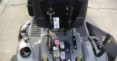 00Z0Z ijwqy0L0nrh 0CI0t2 1200x900 375x195 Craftman LT 2000 riding lawn mower 19.5 HP Engine 42 inch for Sale