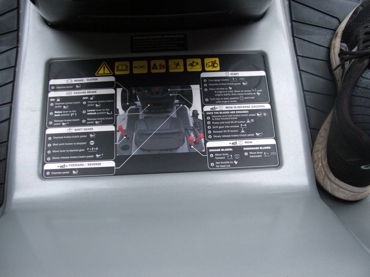 Murray MT200 Riding Mower for Sale 00606 bmZFia8Y1f6 0AE0ru 1200x900 Murray MT200 Riding Mower for Sale