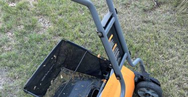 00B0B luuxczWoBam 0t20CI 1200x900 375x195 Fiskars StaySharp 18 in. Cut Manual Push Reel Mower with bag