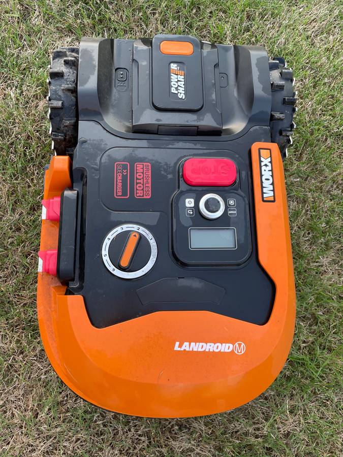 Worx Landroid 8-in. 20V 2.0Ah Robotic Lawn Mower | The Home Depot Canada
