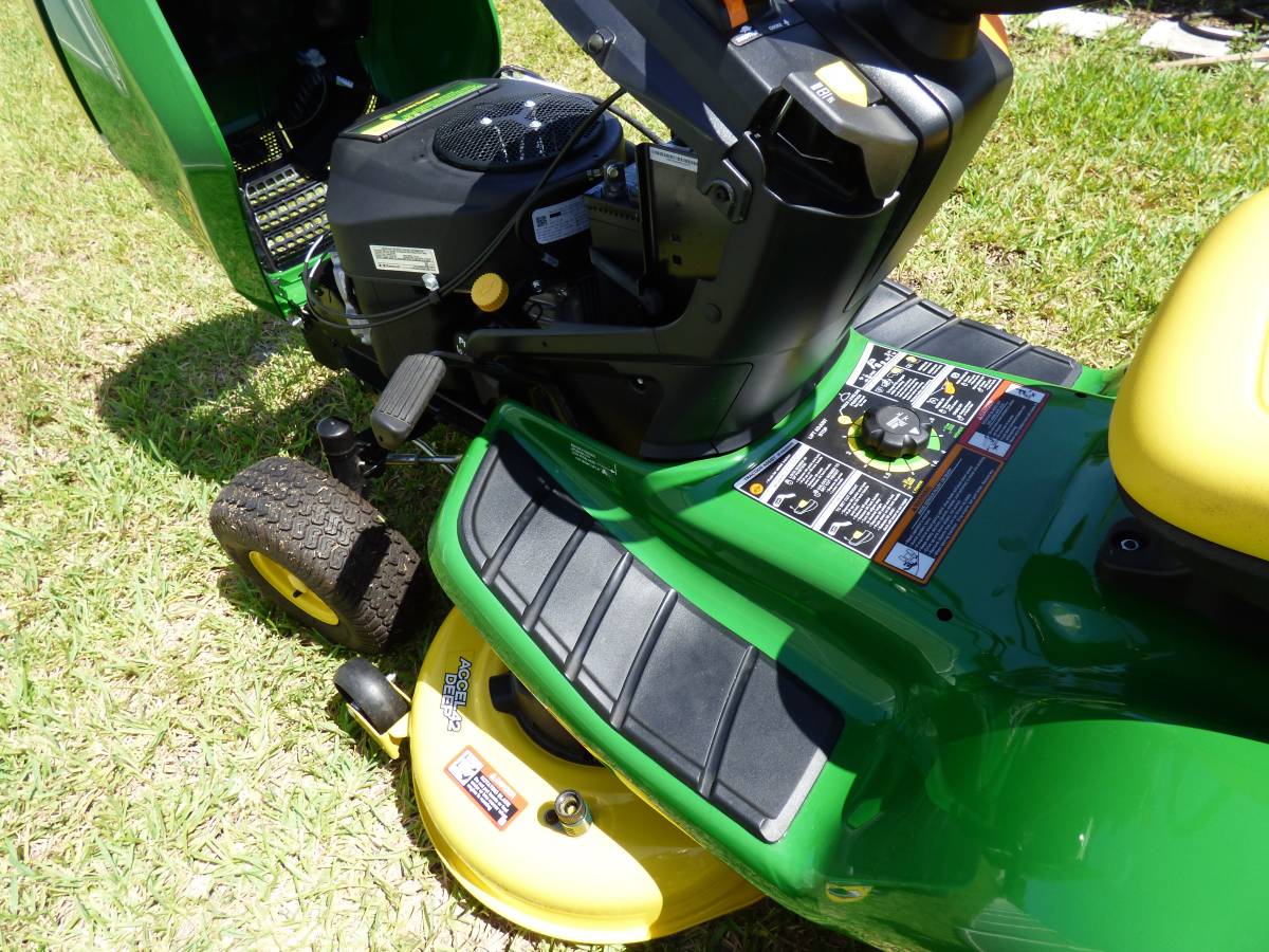 Clean John Deere X350 21.5HP Riding Lawn Mower for Sale 00V0V fuT3ffw3vtF 0CI0t2 1200x900 Clean John Deere X350 21.5HP Riding Lawn Mower for Sale