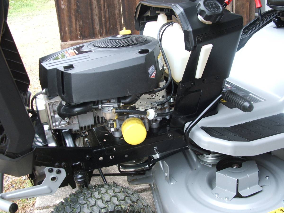 Murray MT200 Riding Mower for Sale 00b0b 4aMlfZHMbyK 0AE0ru 1200x900 Murray MT200 Riding Mower for Sale