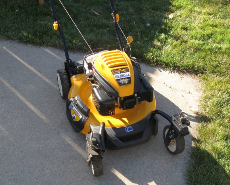 01717 lPI4BZ3V1nA 0Af0t2 1200x900 810x649 2011 Cub Cadet SC 500 Z Signature Cut Series lawn mower for sale