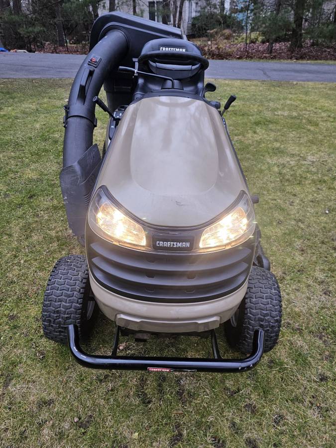 Craftsman DYS4500 SE 80th Anniversary Hydrostatic 42" cut riding lawn
