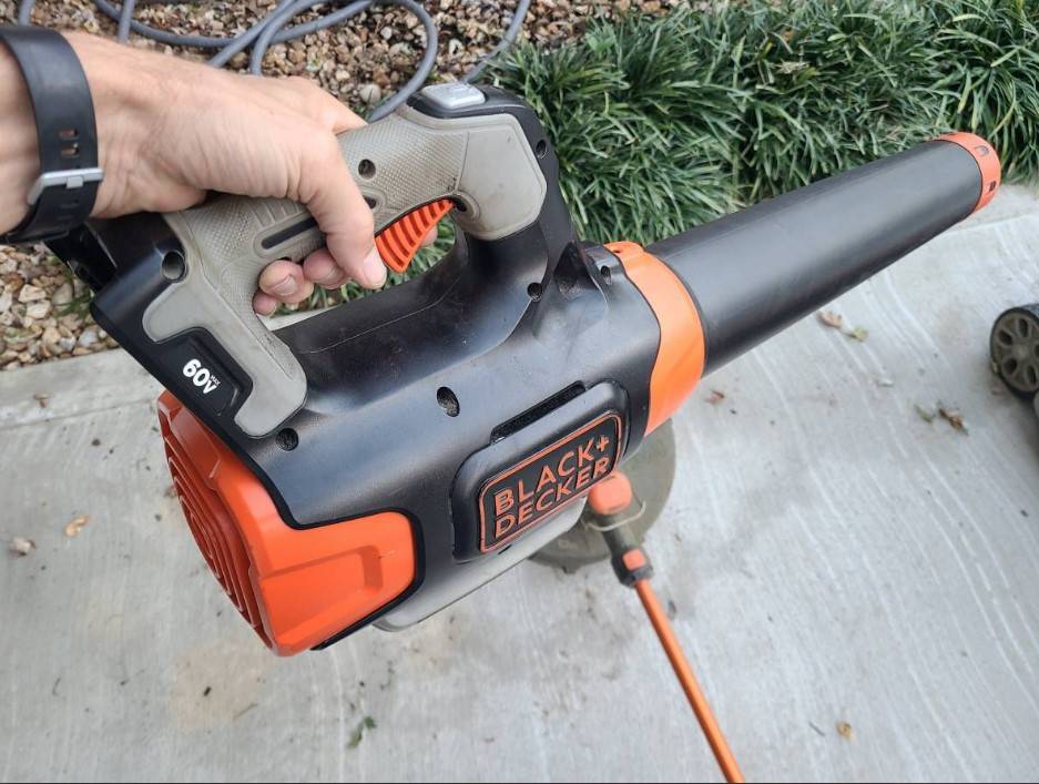 Used BLACK & DECKER 20V Cordless Outdoor Combo Kit 00W0W 8tEj8rn802I 0f70bp 1200x900 Used BLACK & DECKER 20V Cordless Outdoor Combo Kit