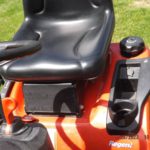 00r0r a2xGtrXg8PP 0CI0t2 1200x900 150x150 Used Simplicity Regent 50inch Riding Mower for Sale