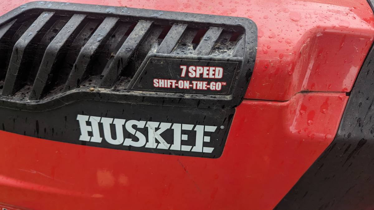 Used Huskee LT4200 Riding lawn mower 17.5HP 7 Speed 00u0u hYMdrDhYE4c 0CI0lM 1200x900 Used Huskee LT4200 Riding lawn mower 17.5HP 7 Speed