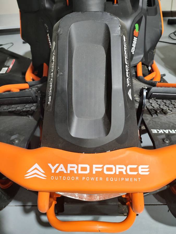 00v0v eBVrePqEDjs 0t20CI 1200x900 Like New YARD FORCE Vortex 48 volt Electric Riding Lawn mower