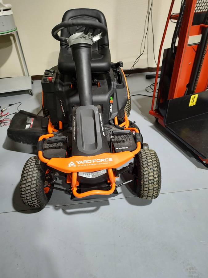Like New YARD FORCE Vortex 48 volt Electric Riding Lawn mower 00y0y 44sqnc8W8Sk 0t20CI 1200x900 Like New YARD FORCE Vortex 48 volt Electric Riding Lawn mower