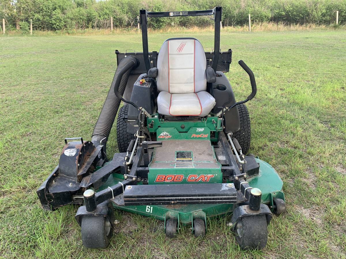 00A0A 33rn04dNSlL 1320MM 1200x900 2011 Bobcat 942504G commercial zero turn riding lawn mower for sale