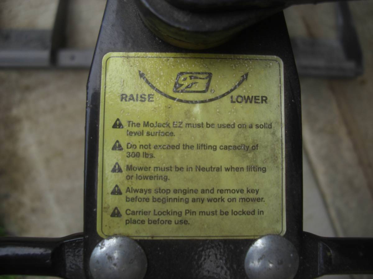 Sturdy MoJack EZ Lawn Mower Lift for Sale 01616 3SdvGfvPmUz 0CI0t2 1200x900 Sturdy MoJack EZ Lawn Mower Lift for Sale