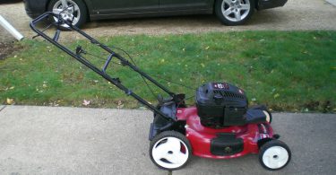 00303 61XyBytdxJt 0CI0pJ 1200x900 375x195 Used Toro 22 Recycler Lawnmower for Sale
