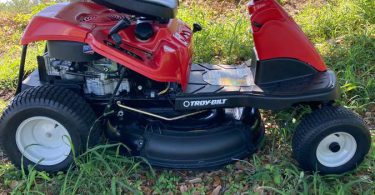 00A0A 1BveYSuT25i 0t20CI 1200x900 375x195 Used Troybilt TB30R 30 Inch Riding Lawn Mower