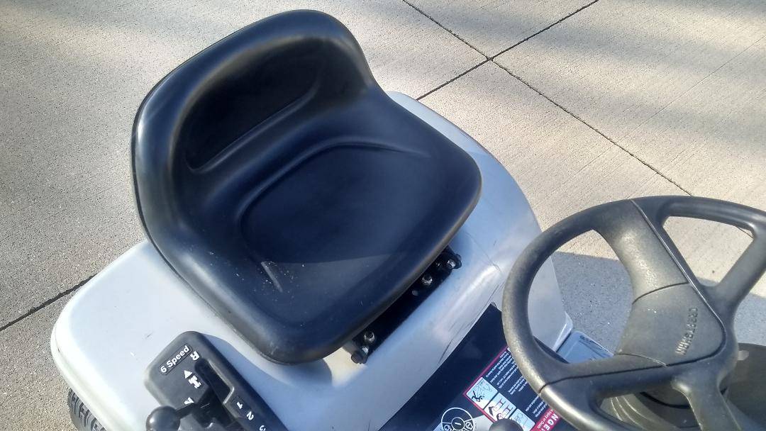 Used Craftsman LT1000 38 inch deck 6 speed Lawn Mower 00y0y hWwErmPx11d 0hq09O 1200x900 Used Craftsman LT1000 38 inch deck 6 speed Lawn Mower