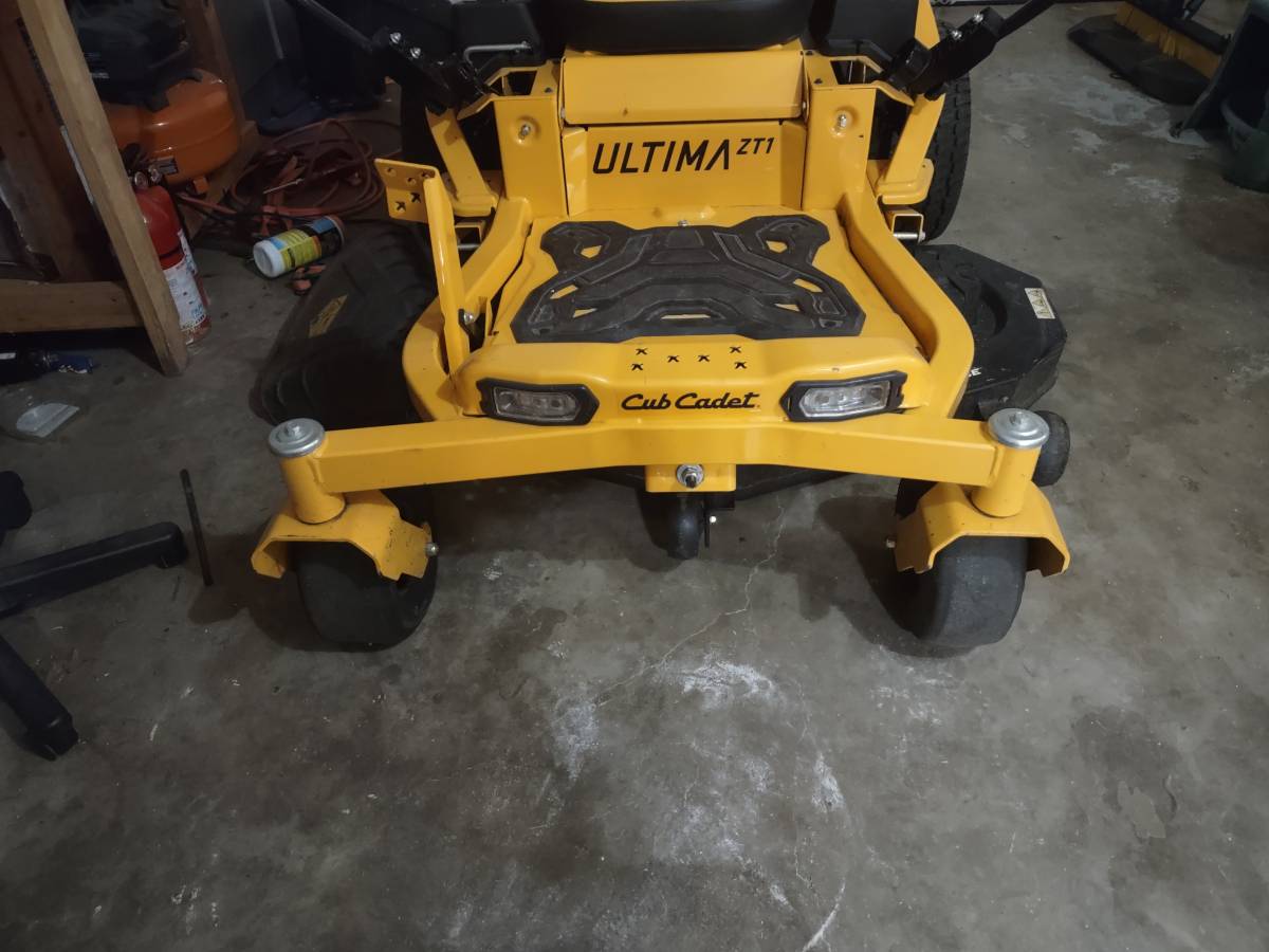 Used Cub cadet ZT1 zero turn lawn mower for sale 00z0z lQiZ3h4fh68 0CI0t2 1200x900 Used Cub cadet ZT1 zero turn lawn mower for sale