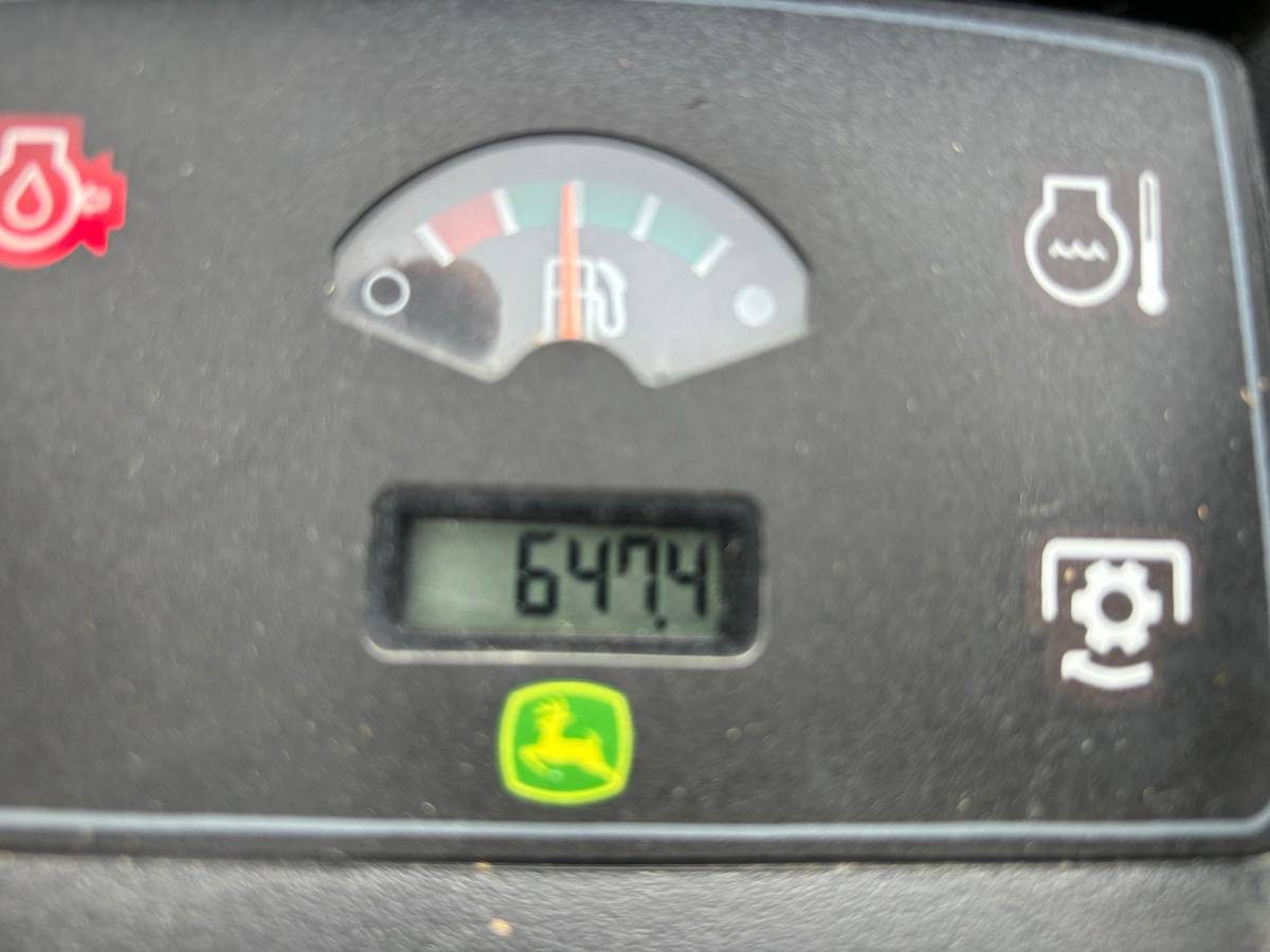 Used John Deere X500 54 Inch Riding Lawn Mower for Sale IMG 8825 Used John Deere X500 54 Inch Riding Lawn Mower for Sale