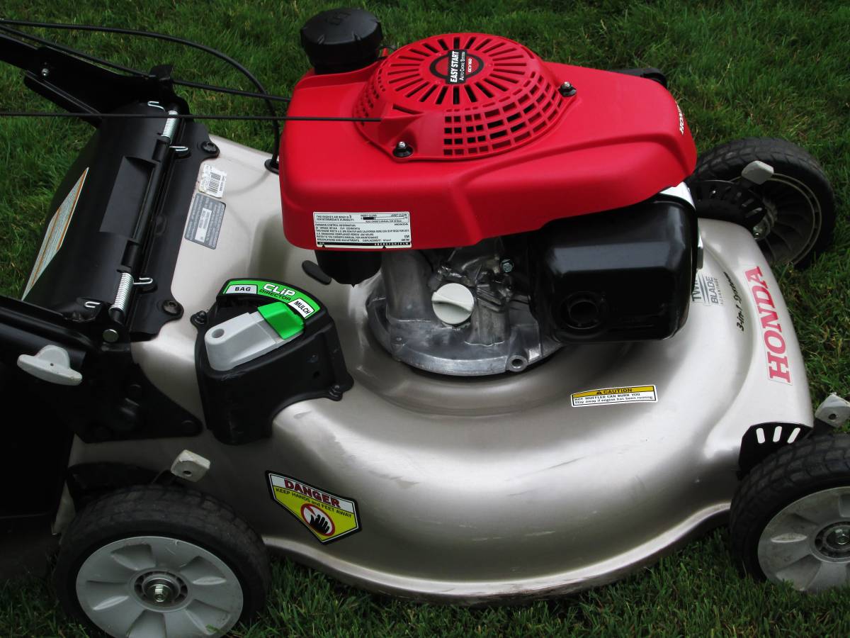 Honda HRR216 3 in 1 Self Propelled Mower with Auto Choke & Twin Blade System 00N0N 59TfUhYTawd 0CI0t2 1200x900 Honda HRR216 3 in 1 Self Propelled Mower with Auto Choke & Twin Blade System