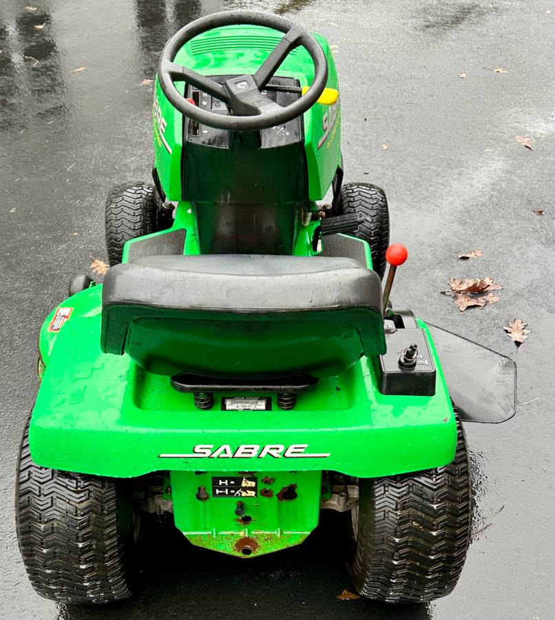 John Deere Sabre 1642 Hydro Riding Lawn Mower 00v0v 8x7TKOC0ryk 0q10t2 1200x900 John Deere Sabre 1642 Hydro Riding Lawn Mower