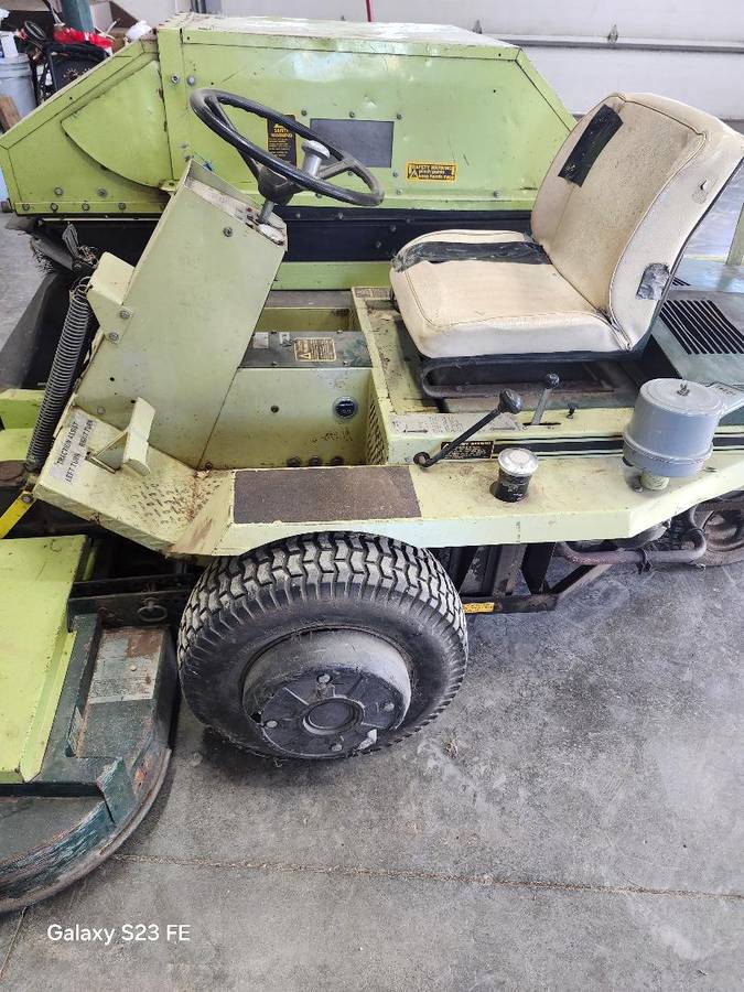 Used Cushman Grass Caddy Zero Turn Lawn Mowe for Sale 00606 kNzeUWveBw8 0d40hq 1200x900 Used Cushman Grass Caddy Zero Turn Lawn Mowe for Sale