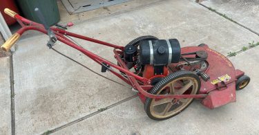 Antique Yazoo S24 Big Wheel Self Propelled Lawn Mower for Sale 00A0A 1vvLU65A3VI 0ww0oo 1200x900 375x195 Antique Yazoo S24 Big Wheel Self Propelled Lawn Mower for Sale