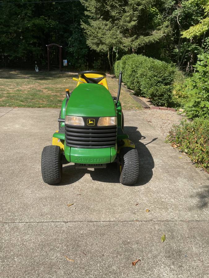 Used John Deere LT133 Riding Lawn Mower for Sale 00B0B i8XlRzr892J 0oo0ww 1200x900 Used John Deere LT133 Riding Lawn Mower for Sale