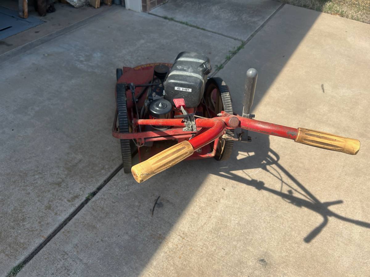 Antique Yazoo S24 Big Wheel Self Propelled Lawn Mower for Sale 00I0I 7Z9sWvKmPAv 0ww0oo 1200x900 Antique Yazoo S24 Big Wheel Self Propelled Lawn Mower for Sale