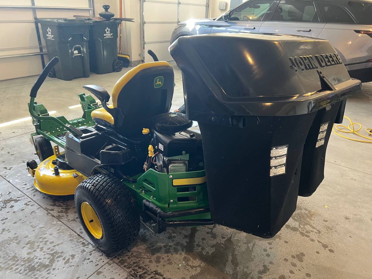 John Deere Z345 Zero Turn Riding Lawn Mower With Bagger for Sale 00M0M 8ZqZI5OzOBj 0CI0t2 1200x900 John Deere Z345 Zero Turn Riding Lawn Mower With Bagger for Sale