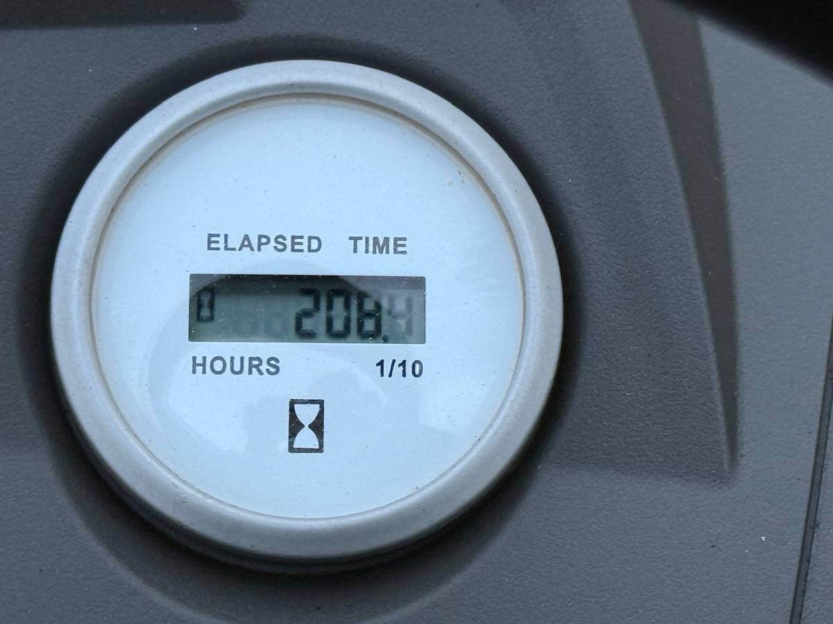 Husqvarna YT46LS Pro Riding Lawn Mower for Sale 00N0N 94l2X1KuWqx 0kE0fu 1200x900 Husqvarna YT46LS Pro Riding Lawn Mower for Sale