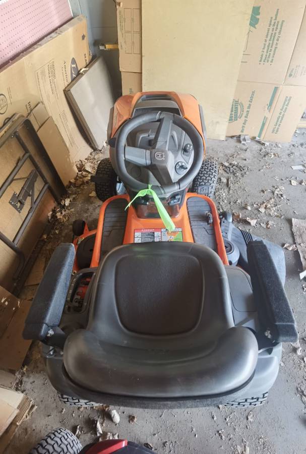 2014 Husqvarna YTH24V48 Hydrostatic Riding Lawn Mower for Sale 00b0b 5Exw0oqOHoO 0jB0t2 1200x900 2014 Husqvarna YTH24V48 Hydrostatic Riding Lawn Mower for Sale