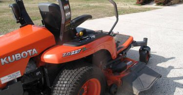 Low hours Kubota ZG227Z Zero Turn Lawn Mower for Sale 00r0r eNKnoSCQTZs 0gw0co 1200x900 375x195 Low hours Kubota ZG227Z Zero Turn Lawn Mower for Sale