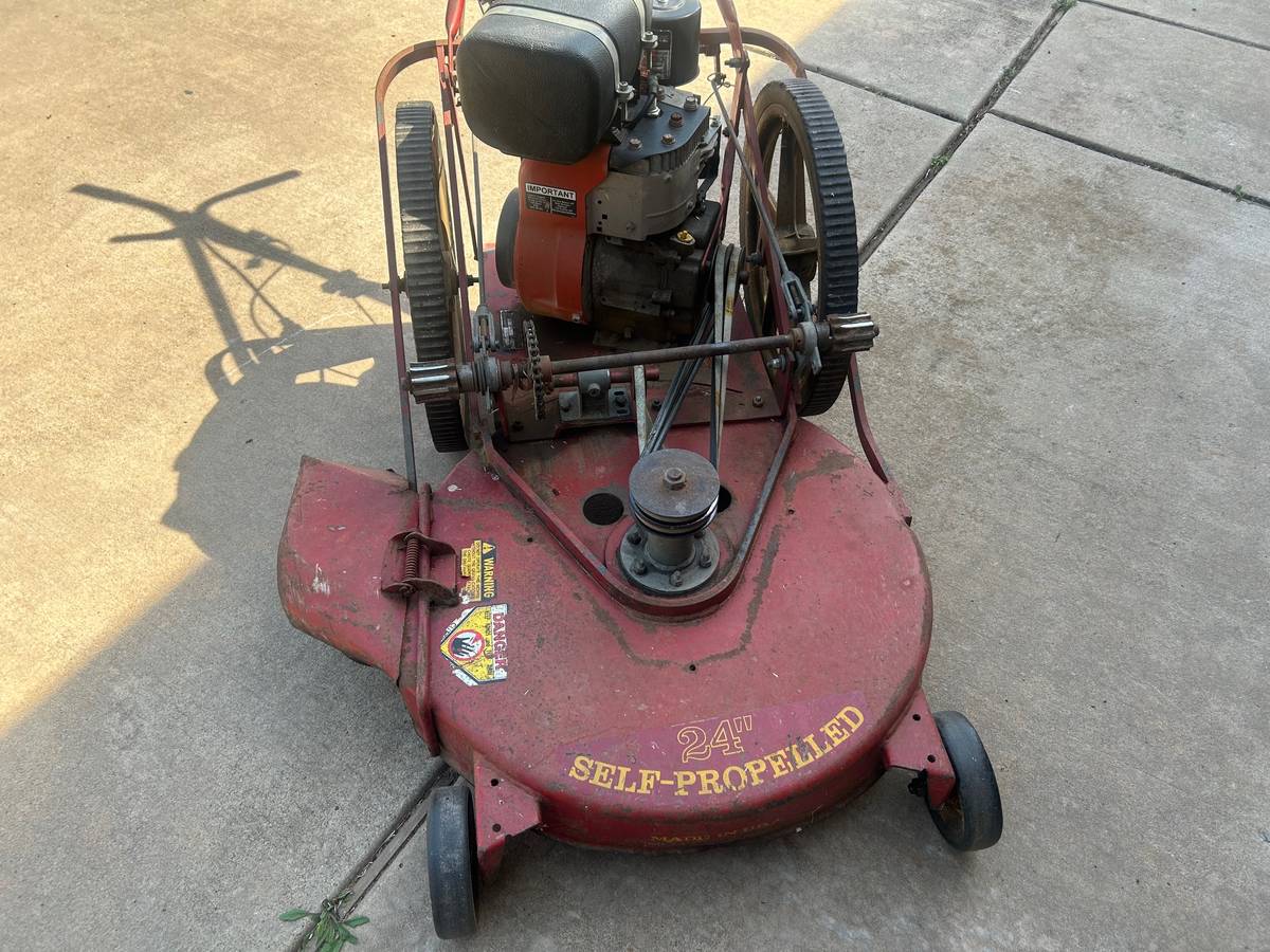 Antique Yazoo S24 Big Wheel Self Propelled Lawn Mower for Sale 00v0v 3CKlcu9MBUp 0ww0oo 1200x900 Antique Yazoo S24 Big Wheel Self Propelled Lawn Mower for Sale