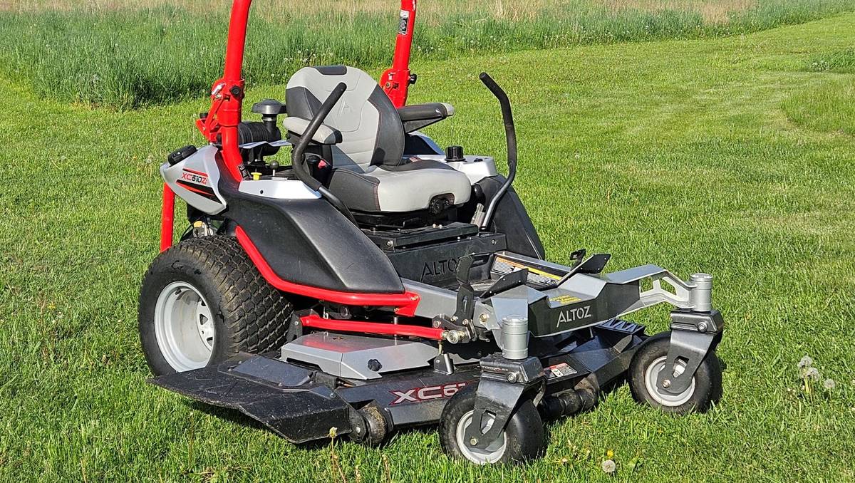 Used Altoz 61 inch 33HP Zero Turn Lawn Mower - Ronmowers