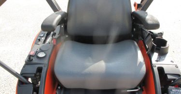 Low hours Kubota ZG227Z Zero Turn Lawn Mower for Sale 01616 7Ar9EPyM3fp 0gw0co 1200x900 375x195 Low hours Kubota ZG227Z Zero Turn Lawn Mower for Sale