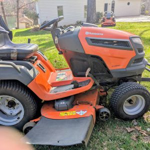 Husqvarna GT 48DXLS 48 Inch Commercial Riding Lawn Mower for Sale