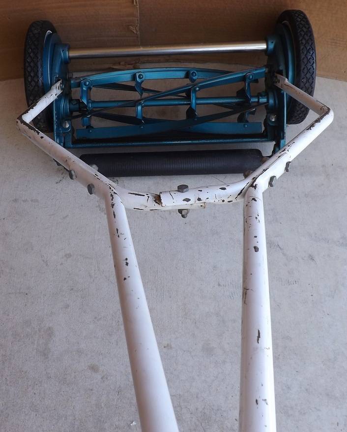 Used American 16 in. 5 Blade Push Reel Lawn Mower 00606 fMuaDwAgdPd 0bo0ea 1200x900 Used American 16 in. 5 Blade Push Reel Lawn Mower