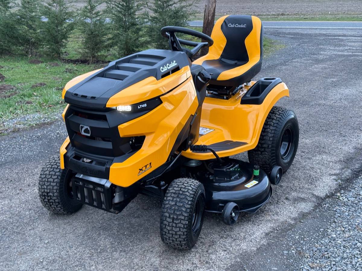 Pristine Cub Cadet LT46 Enduro Riding Lawn Mower for Sale 00S0S 9eh4qyOvYjK 0kE0fu 1200x900 Pristine Cub Cadet LT46 Enduro Riding Lawn Mower for Sale