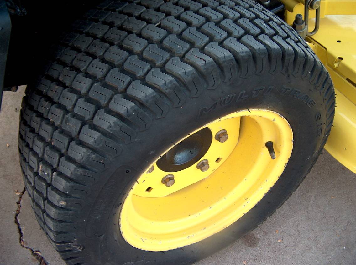 Used John Deere 1145 4x4 tractor with 6 foot wide front mower 00S0S dxafoyfKjkb 0ik0dG 1200x900 Used John Deere 1145 4x4 tractor with 6 foot wide front mower