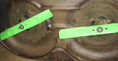 Used Craftsman LT1500 Riding Lawn Mower for Sale 00V0V 11UcRZpNn39 0ak07K 1200x900 375x195 Used Craftsman LT1500 Riding Lawn Mower for Sale