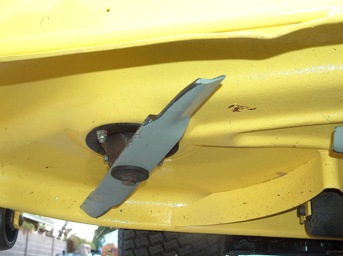 Used John Deere 1145 4x4 tractor with 6 foot wide front mower 00g0g dbT2RXFr3zJ 0ik0dG 1200x900 Used John Deere 1145 4x4 tractor with 6 foot wide front mower