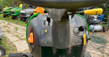 00z0z 8Qviw0mKe94 0CI0t2 1200x900 375x195 Used John Deere L118 42” Riding Lawn Mower Low Hours