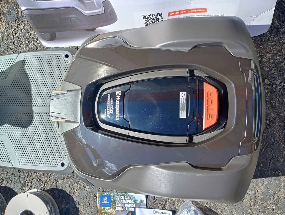 Unboxed Husqvarna Automower 430XH Robotic Lawn Mower with GPS for Sale 00909 hRnC0YMZTSU 0fu0bF 1200x900 Unboxed Husqvarna Automower 430XH Robotic Lawn Mower with GPS for Sale