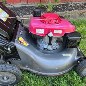 Used Honda HRC216HXA self-propelled commercial lawn mower for sale
