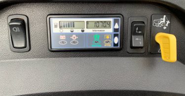 00H0H giRiCBZUd5J 0CI0t2 1200x900 375x195 2012 Simplicity Prestige Riding Mower for Sale